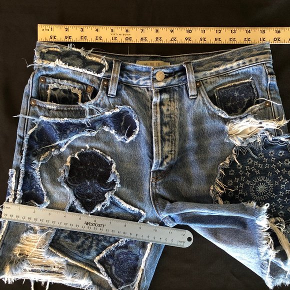 Free People Heart Breaker Patched & Embroidered Shorts Sz 26 - Picture 11 of 14